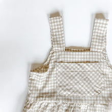 Carregar imagem no visualizador da galeria, Mini Gingham Dress
