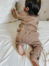 Load image into Gallery viewer, Cocoa Ribbed Joggers
