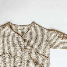 Carregar imagem no visualizador da galeria, Striped Linen Button Up | Size Down
