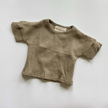 Laden Sie das Bild in den Galerie-Viewer, Waffle Knit Tee
