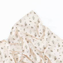 Laden Sie das Bild in den Galerie-Viewer, Swaddle | Woodland
