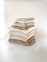 Load image into Gallery viewer, Chunky Knit Beanie | Speckled Beige
